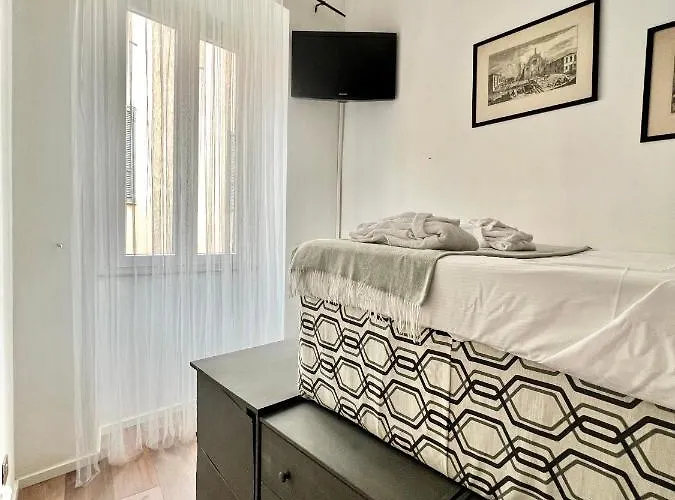 Sr Apartment
