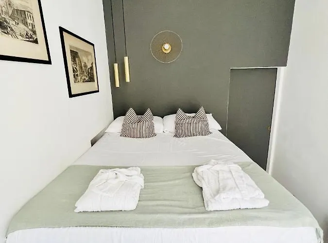 Sr Apartment *